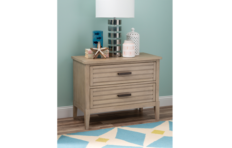 Edgewater Bachelor's Chest