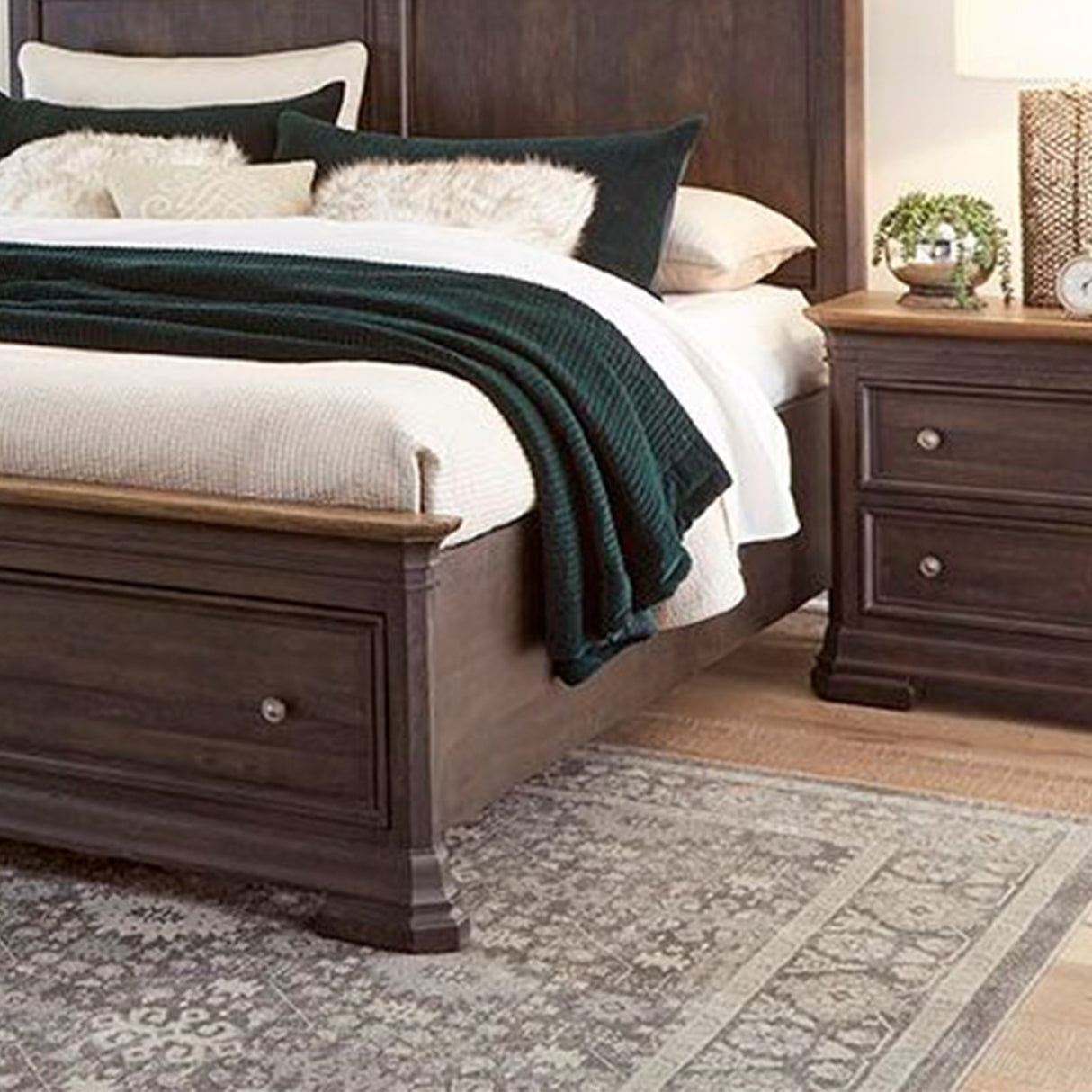 Grand Louie Bed