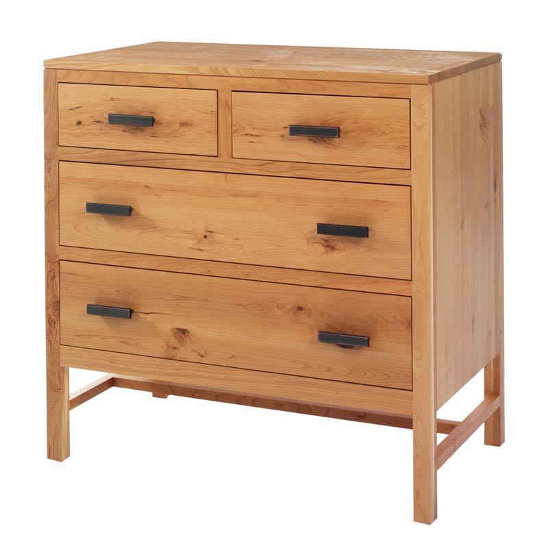 Lynnwood Small Chest of Drawers